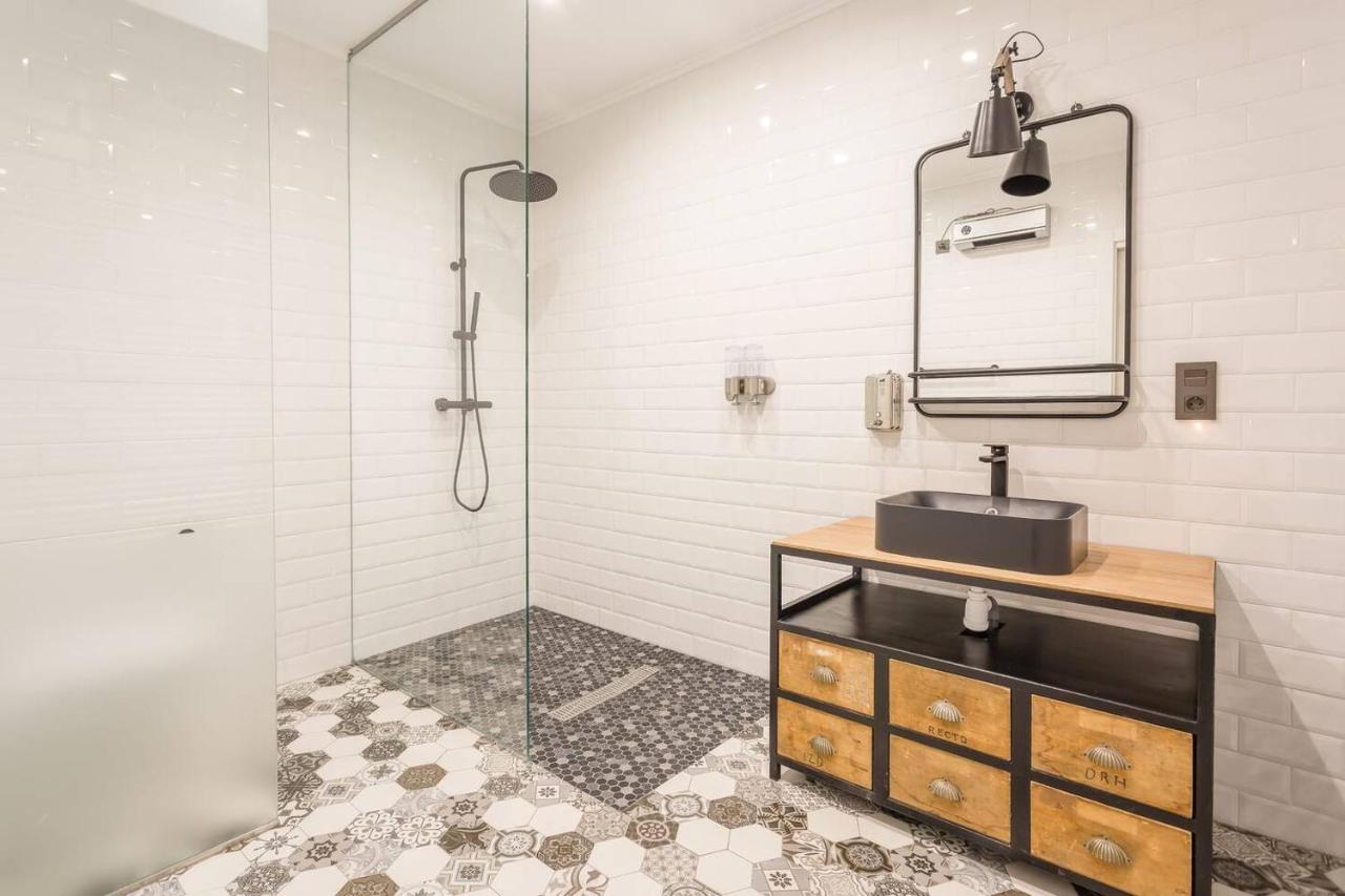Large And Vanguardist- 2Bd 2Bth- Las Letras Madrid Exteriör bild